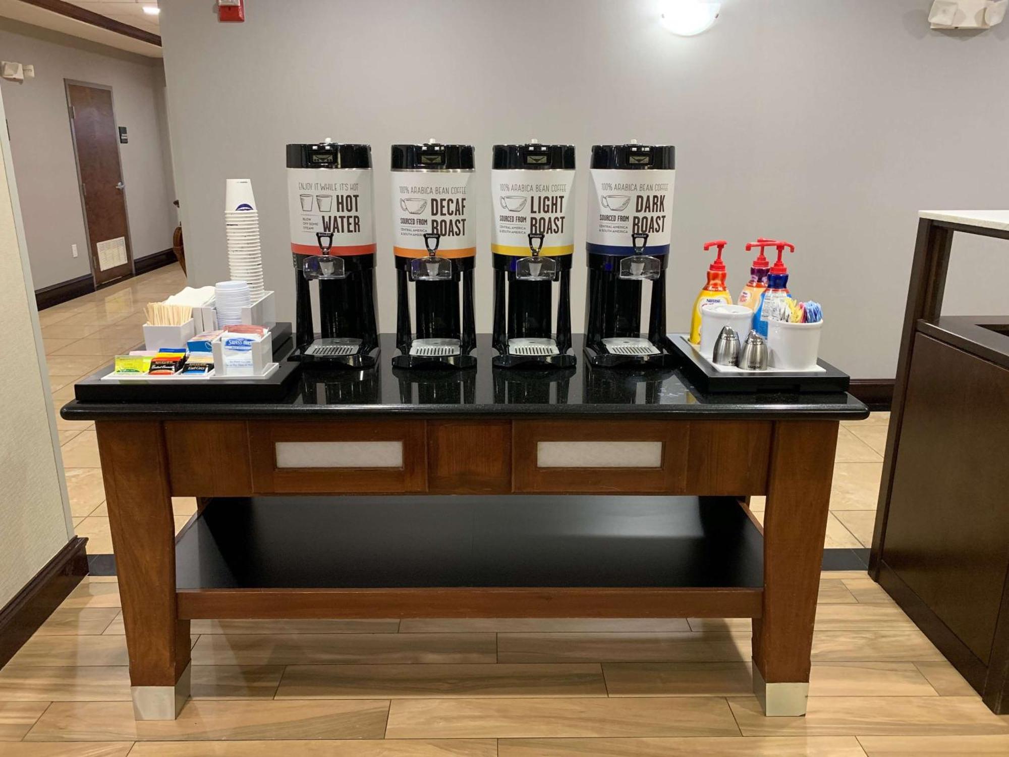 斯托克顿堡汉普顿旅馆酒店 外观 照片