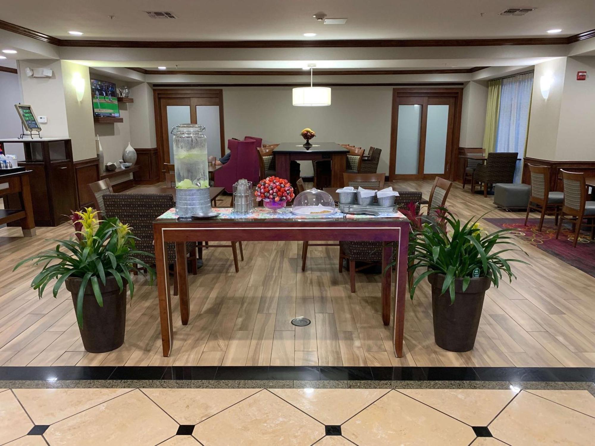 斯托克顿堡汉普顿旅馆酒店 外观 照片